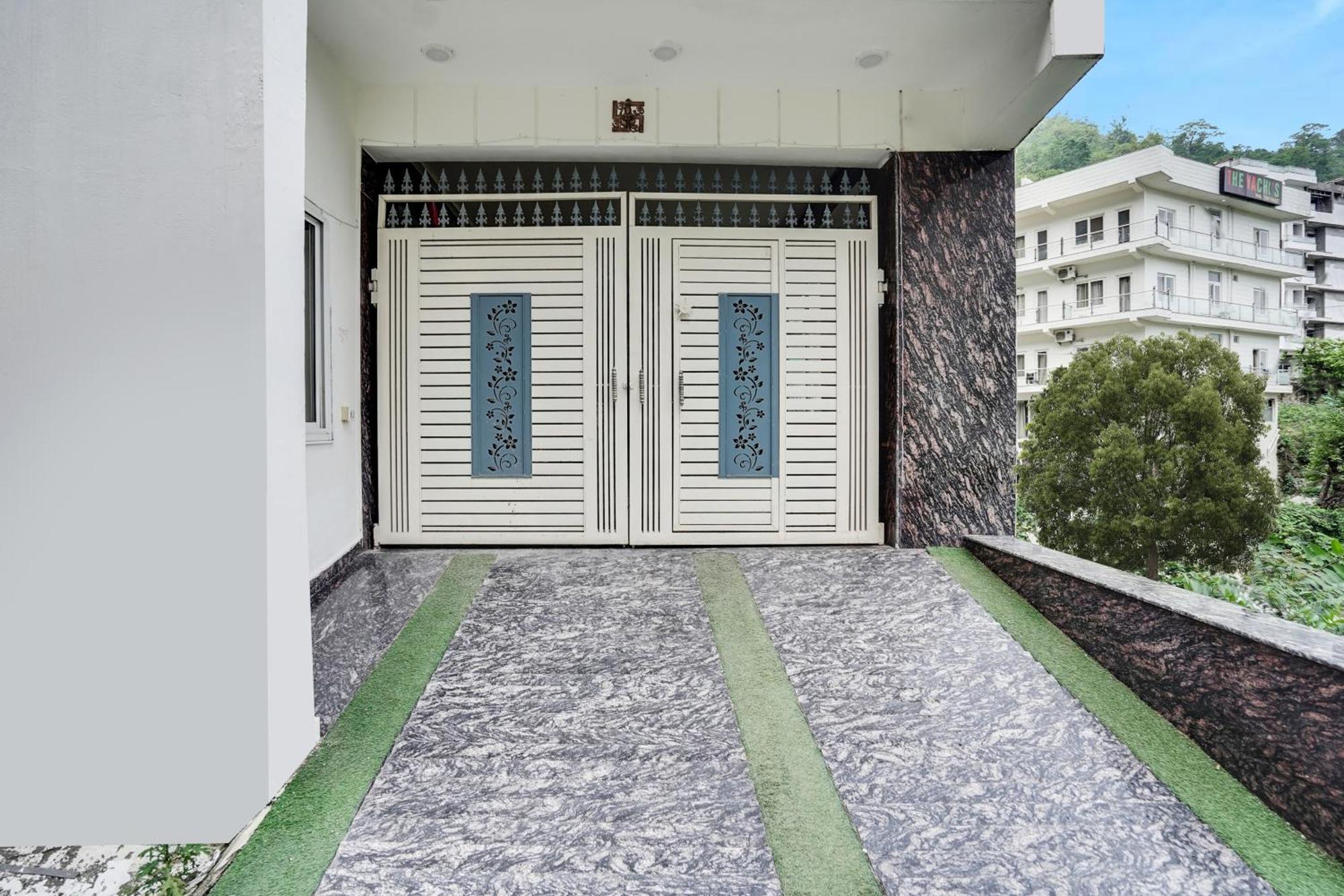 Super Townhouse Tapovan Esterno foto