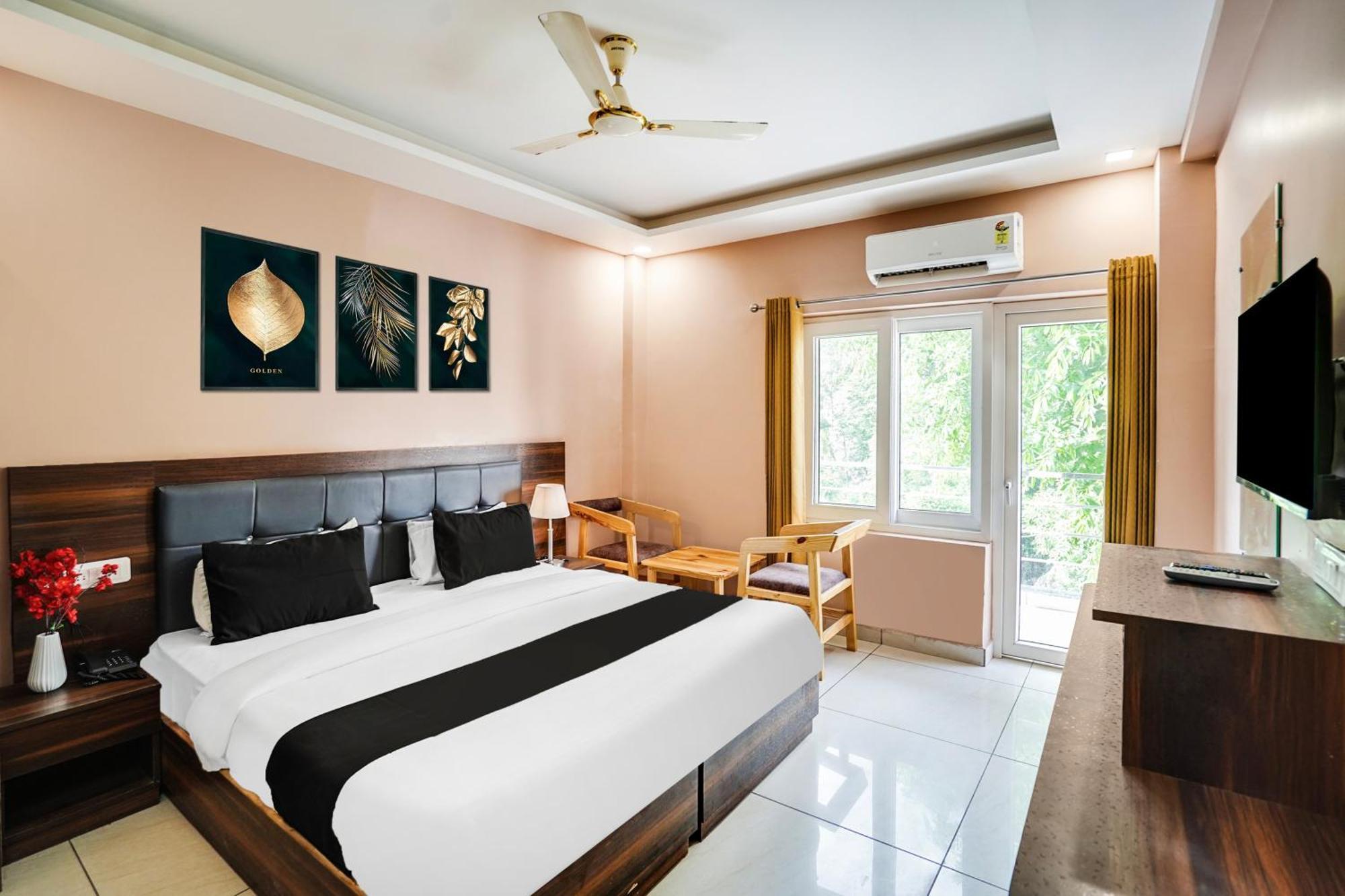 Super Townhouse Tapovan Esterno foto